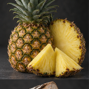 Pineapple fragrance note in Creed Aventus